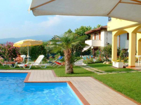 Alluring Holiday home in Lazise with Swimming Pool Lazise